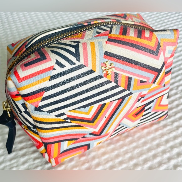 Tory Burch Kerrington T Print Wristlet & Cosmetic Pouch - Picture 7 of 14